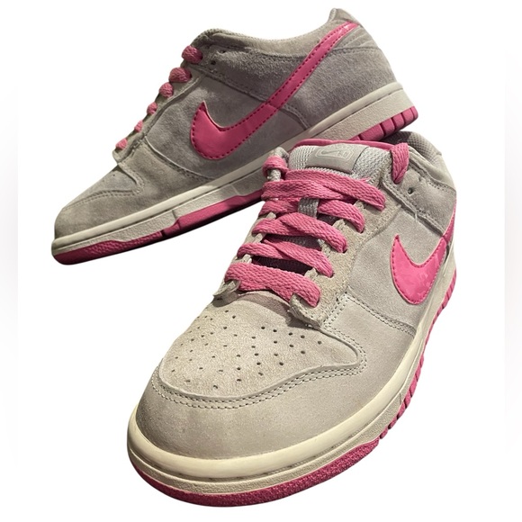 Nike Dunk Women's Pink and Gray Sneakers 2007 size 7 - Picture 1 of 8